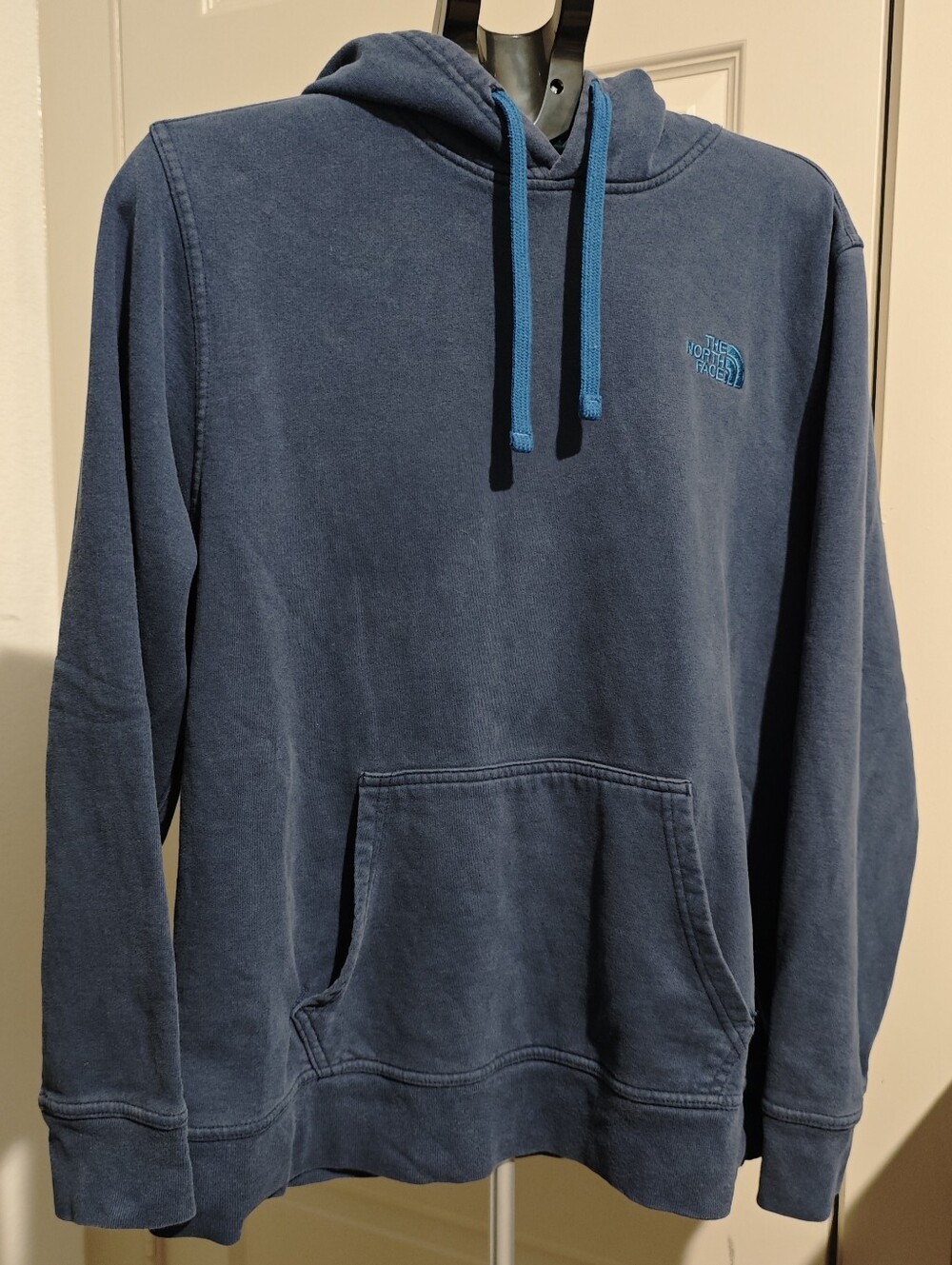The North Face Men's Navy Pullover Hoodie Size L